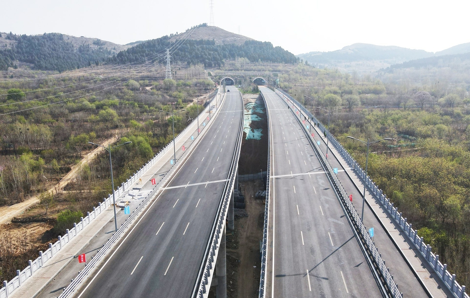 旅游路东延工程正式通车 成为连接济南与淄博、潍坊及胶东半岛的又一快速通道