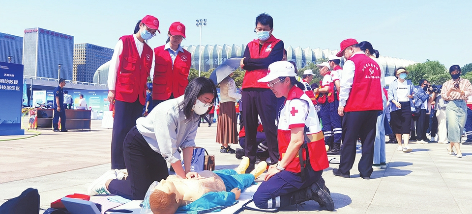 省暨济南市“防灾减灾日”主题宣传活动举行