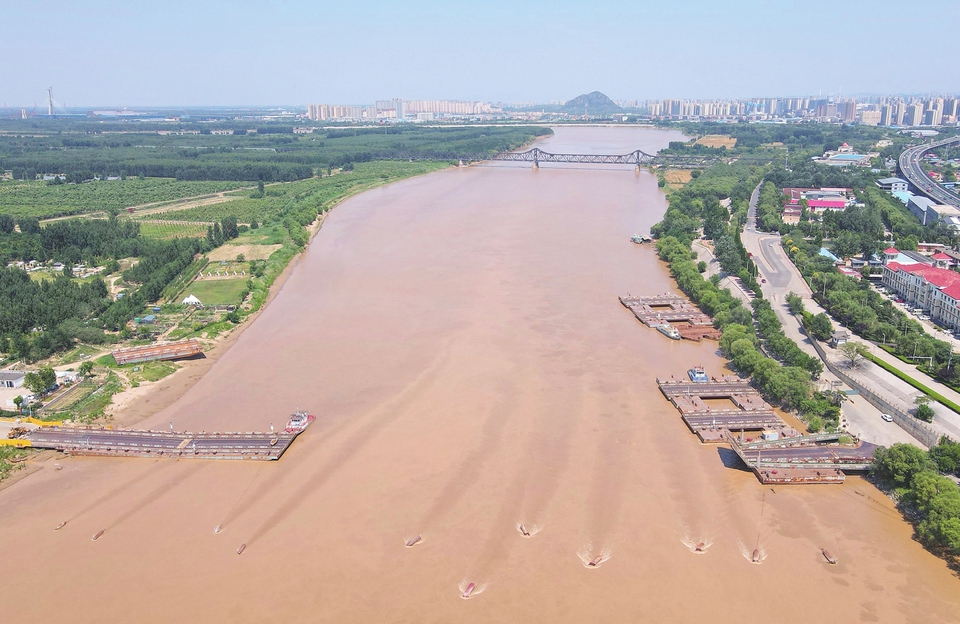 黄河调水调沙泺口浮桥拆除