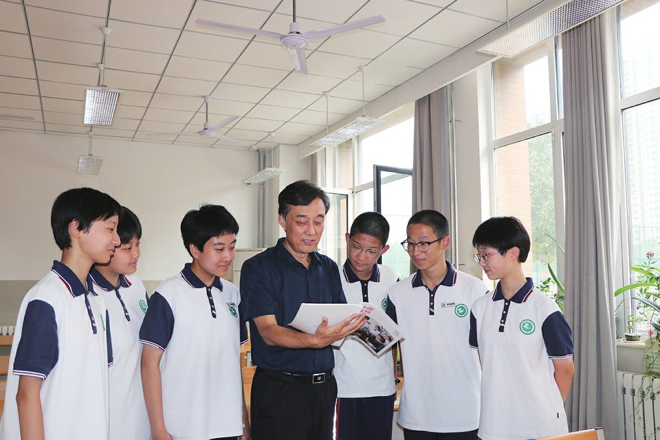 用教育智慧打造“家门口的好学校”——记济南市历城区唐冶中学校长高玉岱