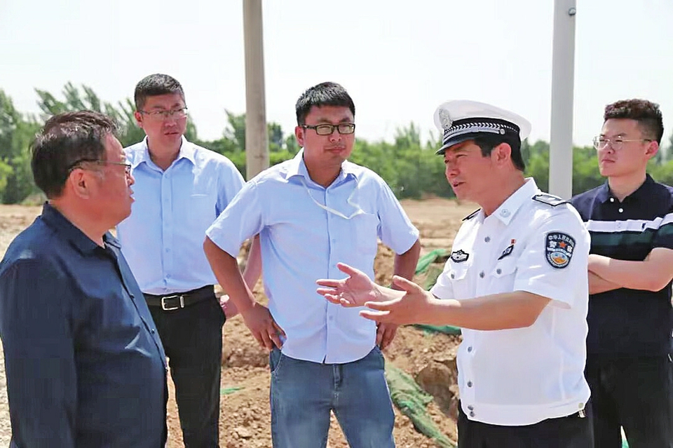 你们努力工作的样子最美