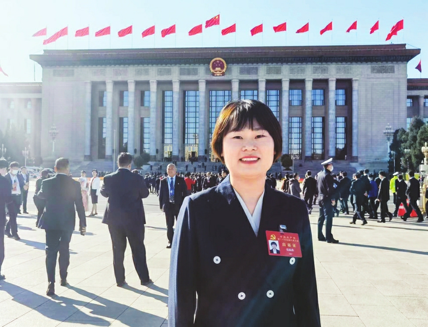  从打工妹到党的二十大代表，张海燕铭记谆谆教诲——“总书记是我的引路人”