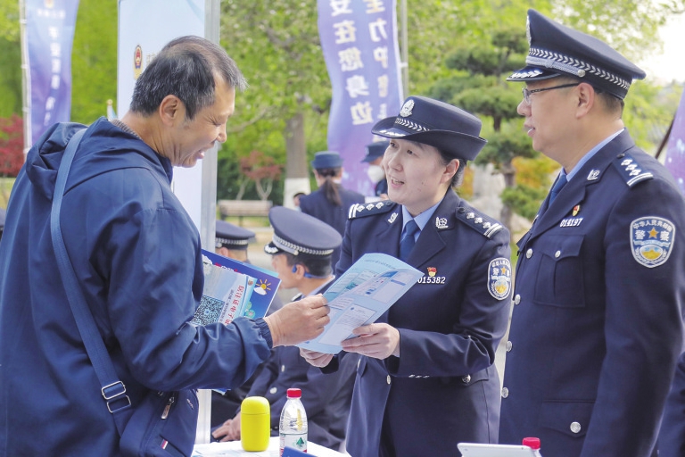 “党建+”激发民生治理新动能 济南公安构建工作新模式不断提升群众满意度 