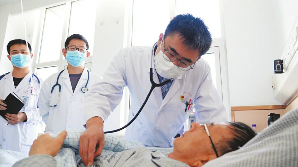青年说丨24小时内为4位心梗患者开通血管，心内科医生刘强——与死神极限博弈 让患者重获“心”生